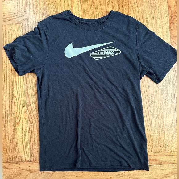 Nike Other - Nike Air Max 90 t-shirt